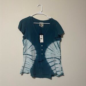 5/$55 !! 🔥 NWT CHASER Teal Tie-Dye Button-Up Women's Top